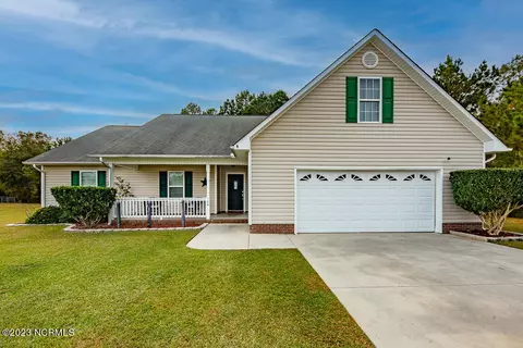 108 Albert Ct, Havelock, NC 28532