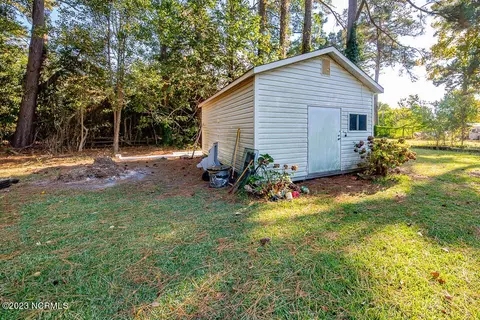 205 Neuse Cliffs Rd, New Bern, NC 28560 photo 18
