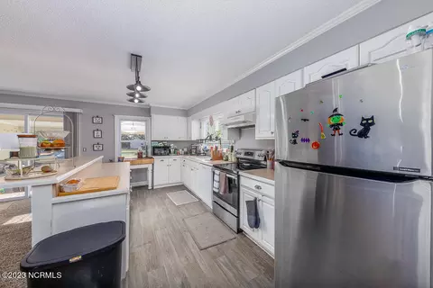 205 Neuse Cliffs Rd, New Bern, NC 28560 photo 8