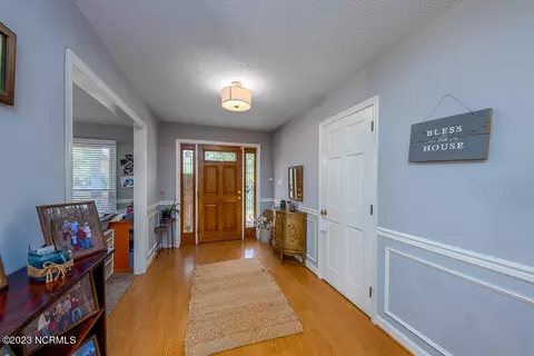 205 Neuse Cliffs Rd, New Bern, NC 28560 photo 4