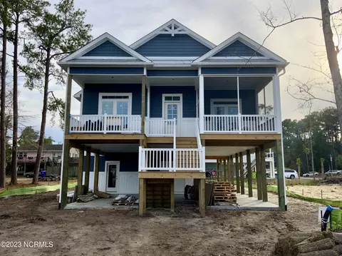 4203 E Yacht Dr, Oak Island, NC 28465