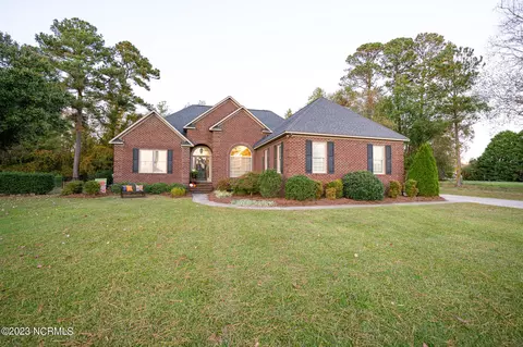 203 Avalon Dr, Goldsboro, NC 27530