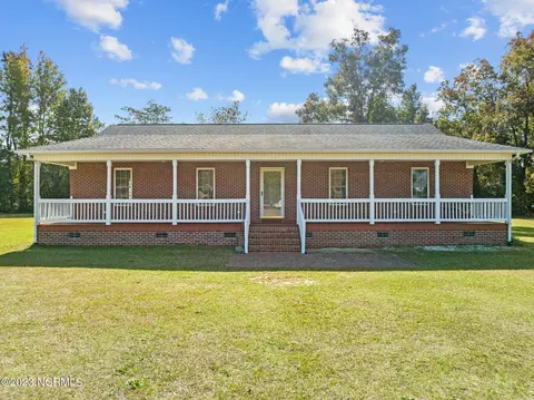 168 Champ Terry Rd, Hamlet, NC 28345