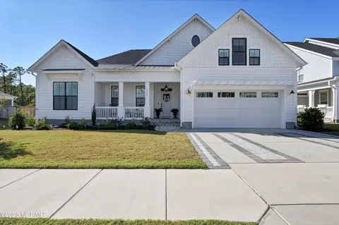 8324 Penny Royal Ln, Wilmington, NC 28412