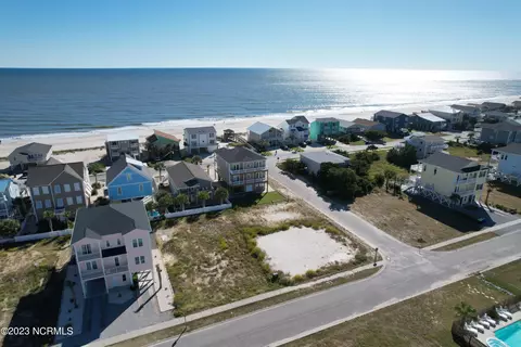 424 E Third St, Ocean Isle Beach, NC 28469 photo 8