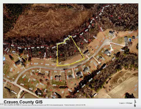 117 Swift Creek Rd, Vanceboro, NC 28586