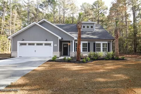 396 Baypark Dr NW, Calabash, NC 28467