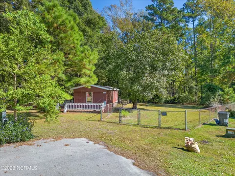 8962 Bay Point Ct, Sunset Beach, NC 28468