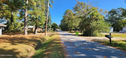 419 Pine St, New Bern, NC 28560 photo 6
