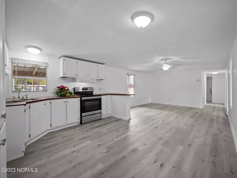 510 Cedar Ave, Hampstead, NC 28443 photo 19