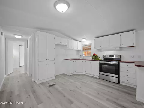 510 Cedar Ave, Hampstead, NC 28443 photo 16