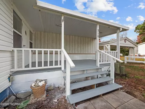 510 Cedar Ave, Hampstead, NC 28443 photo 5
