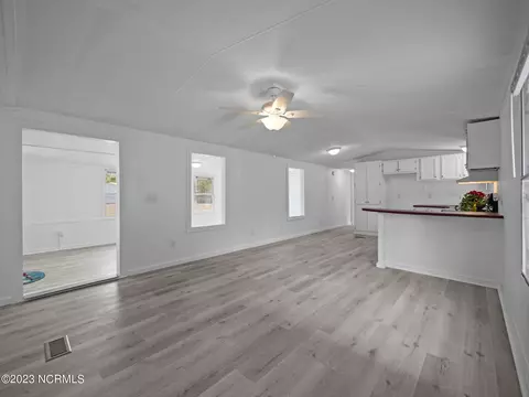 510 Cedar Ave, Hampstead, NC 28443 photo 12