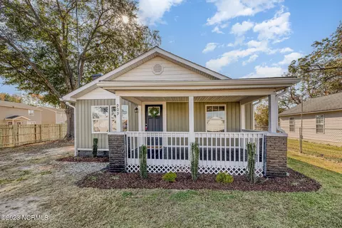 909 River Rd, Selma, NC 27576 photo 1