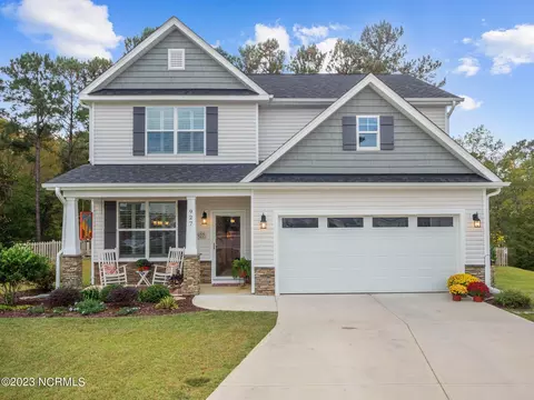 927 W Arboria Dr, Hampstead, NC 28443
