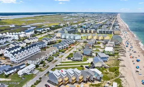 804 N Topsail Dr #B, Surf City, NC 28445