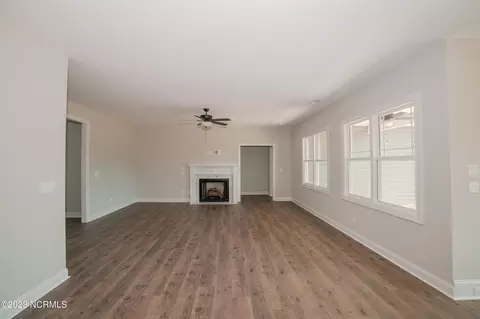 103 Cedarbrook Dr, Benson, NC 27504 photo 9