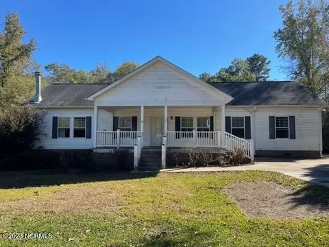 381 Lanier Ave, Rocky Point, NC 28457