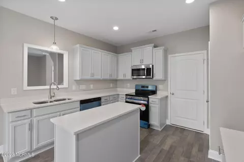 335 Bear Run, Jacksonville, NC 28540 photo 14
