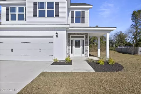 335 Bear Run, Jacksonville, NC 28540 photo 2