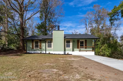 199 Winter Pl, Jacksonville, NC 28540