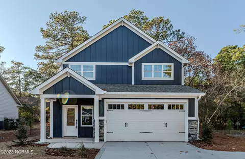 1355 Monticello Dr, Pinehurst, NC 28374