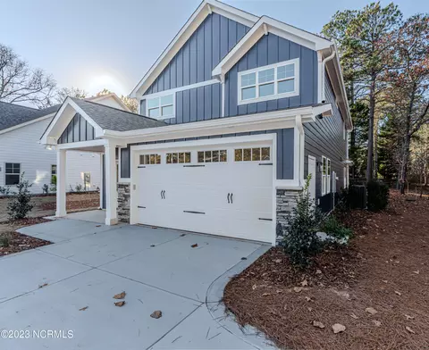 1355 Monticello Dr, Pinehurst, NC 28374 photo 3