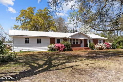 1971 Farley Dr, Wilmington, NC 28405