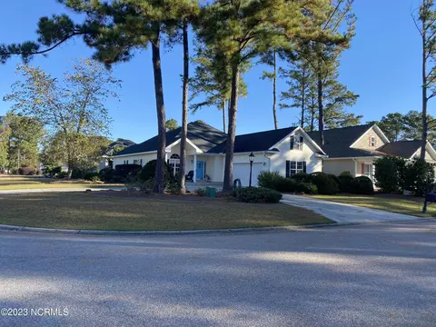 8828 Davenport Dr NW, Calabash, NC 28467