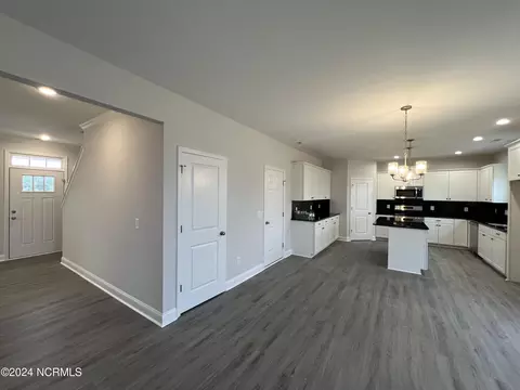 90 Mapledale Ct, Benson, NC 27504 photo 7