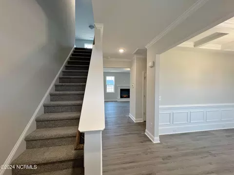 90 Mapledale Ct, Benson, NC 27504 photo 3