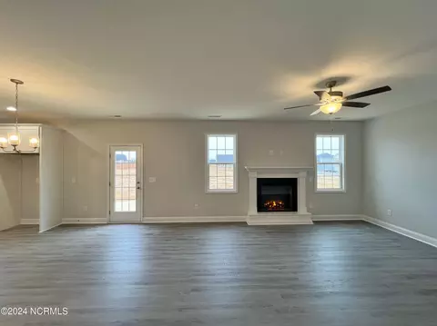 90 Mapledale Ct, Benson, NC 27504 photo 16