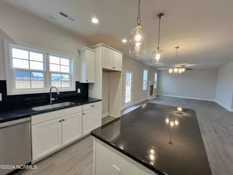 90 Mapledale Ct, Benson, NC 27504 photo 14