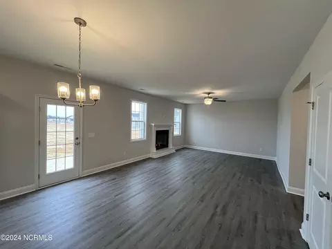 90 Mapledale Ct, Benson, NC 27504 photo 15