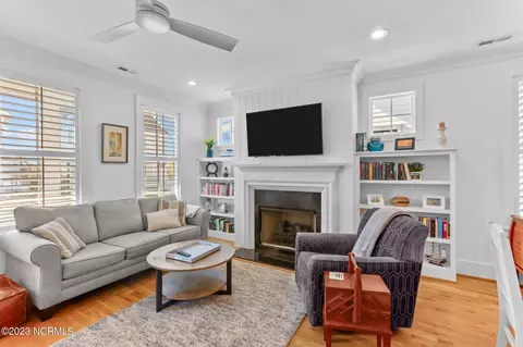 231 E Water St, Washington, NC 27889 photo 14