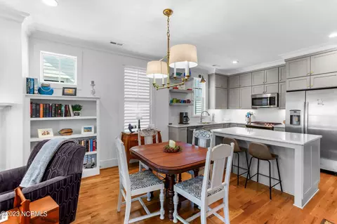 231 E Water St, Washington, NC 27889 photo 13