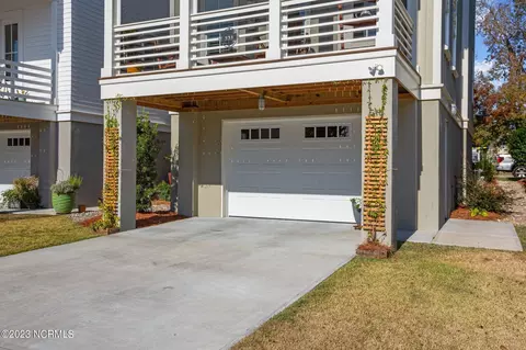 231 E Water St, Washington, NC 27889 photo 4