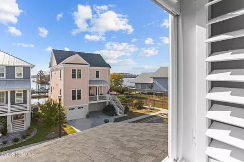 231 E Water St, Washington, NC 27889 photo 32