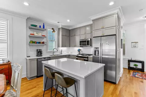 231 E Water St, Washington, NC 27889 photo 9