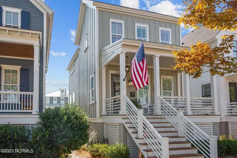 231 E Water St, Washington, NC 27889