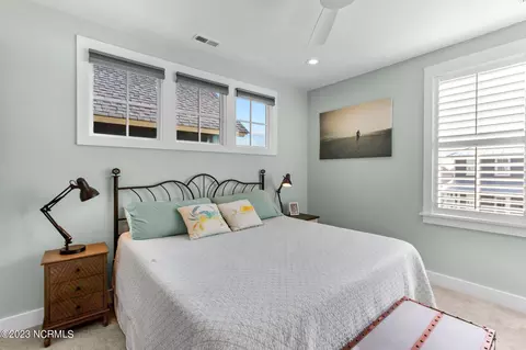231 E Water St, Washington, NC 27889 photo 23