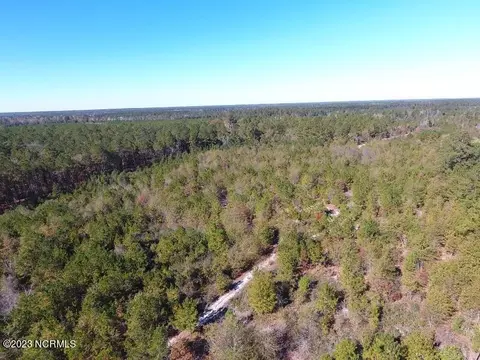 4 Pine Acres Road, White Oak, NC 28399