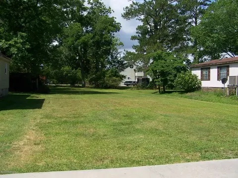 360 E Pungo St, Belhaven, NC 27810