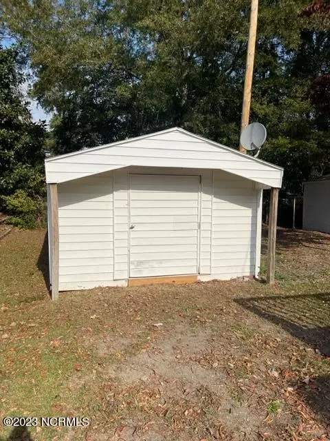 609 Meriwether Ln, Kinston, NC 28501 photo 3