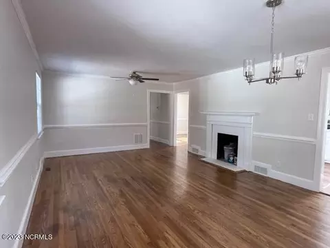 609 Meriwether Ln, Kinston, NC 28501 photo 9