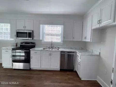 609 Meriwether Ln, Kinston, NC 28501 photo 11