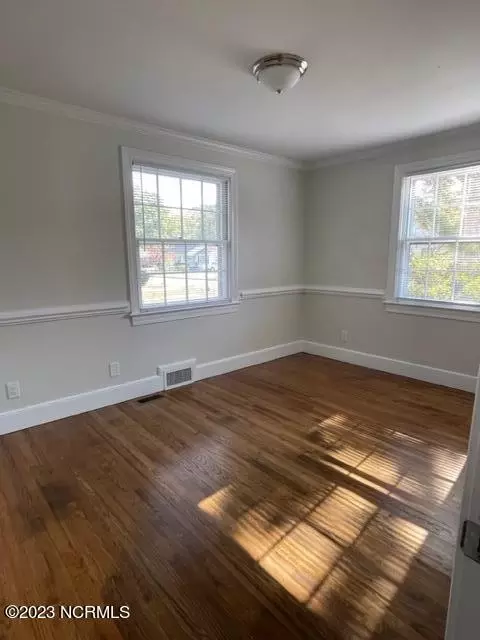 609 Meriwether Ln, Kinston, NC 28501 photo 14