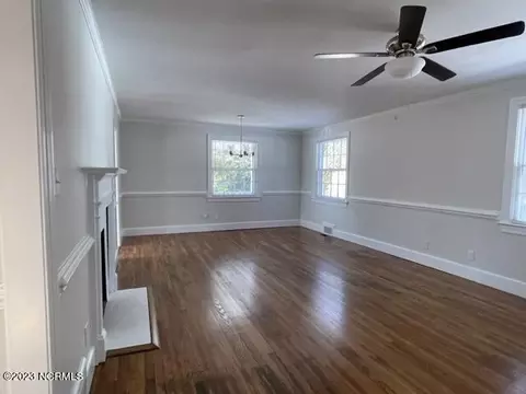 609 Meriwether Ln, Kinston, NC 28501 photo 8