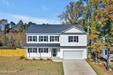 9460 Cottonwood Ln, Leland, NC 28451