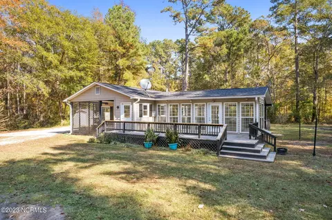 9925 Nc Highway 53 E, Burgaw, NC 28425